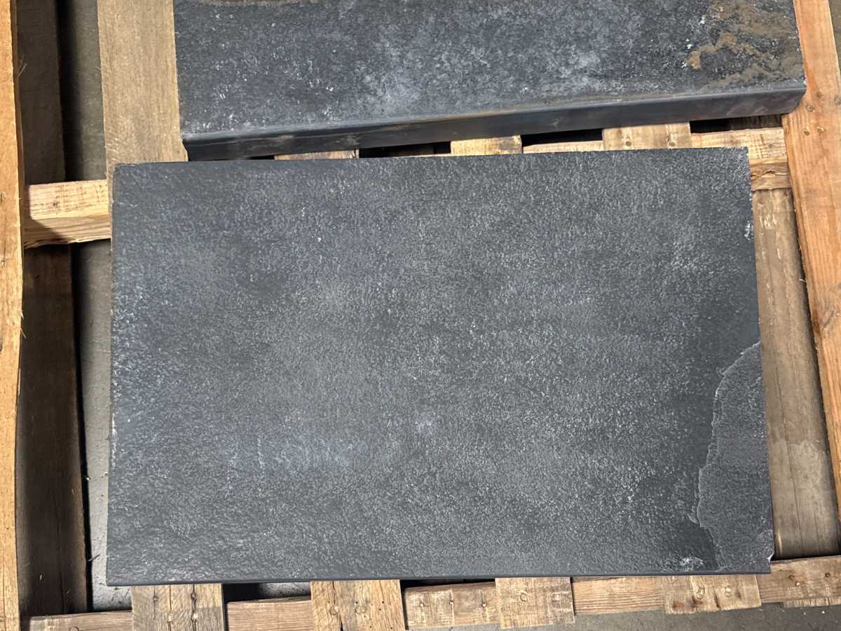 Indian Black 5cm Modern Pool Coping 16x24 - Image 2