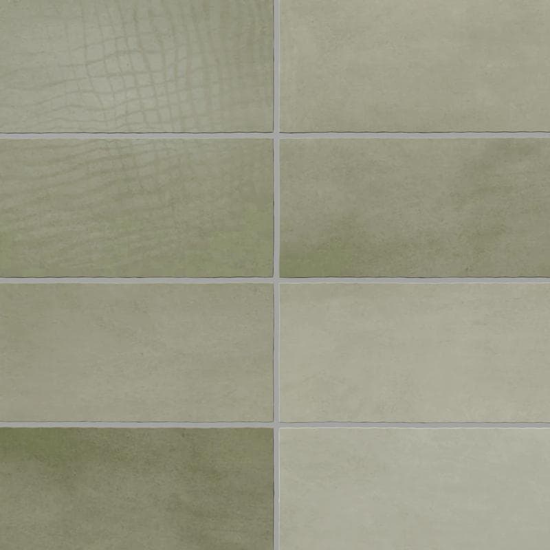 Bianca Verde 2.5x5 Bullnose - Image 1