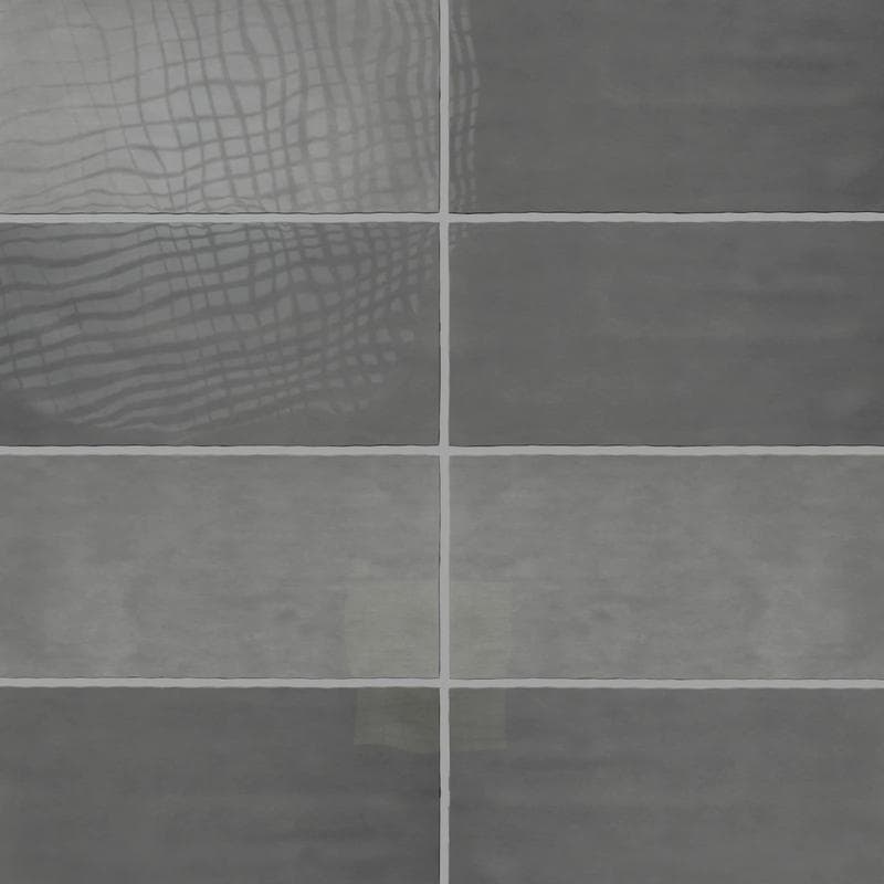 Bianca Gris 2.5x5 Bullnose - Image 1