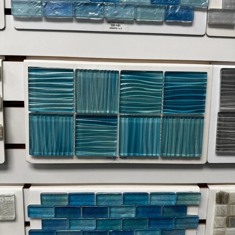 Aquabella Tidal Wave Swell 3x3 Glass Mosaic 12"x12" Pool Tile (TW-3392) - Image 2
