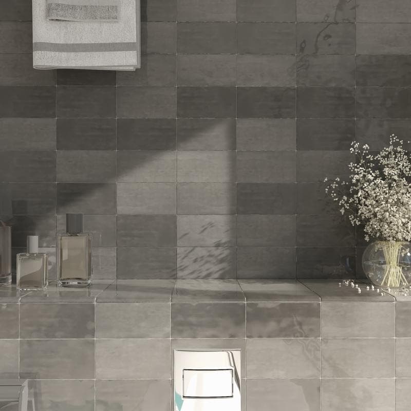 Bianca Gris 2.5x5 Bullnose - Image 3