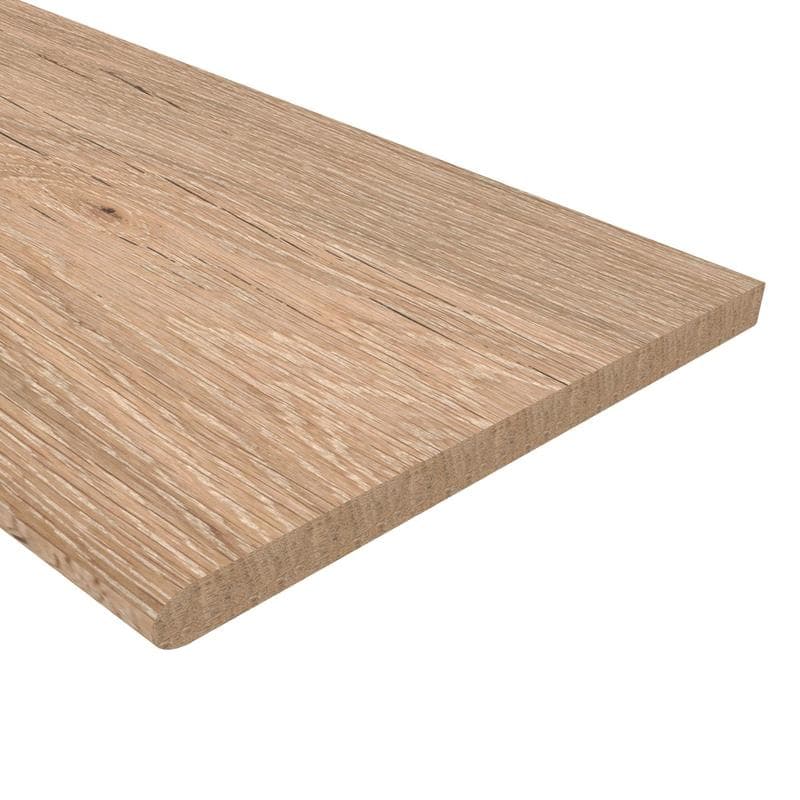 Daybreak Oak Meritage Stair Tread - Image 1